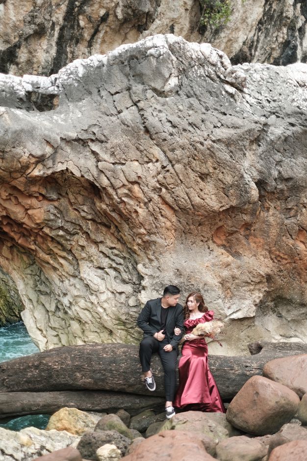 Christian & Cassy (8)