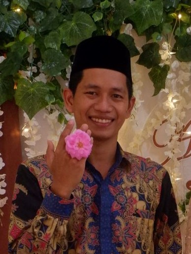 ami-ali (4) profile-cowo