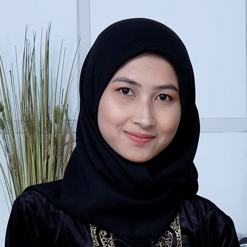 yasinta-robby (profil-cewe) Cropped