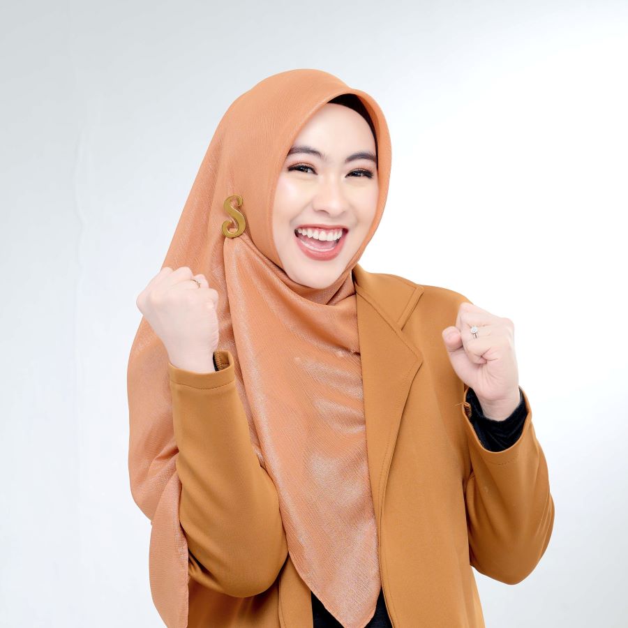 dr. Shindy Putri